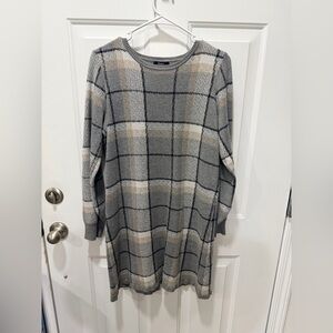 Hatley Gray and Cream Plaid Sweater Dress Size L